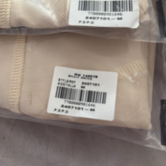 Tissini Short Delcy - Picture 7 of 9